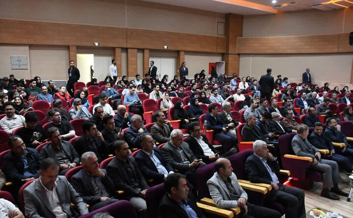 مدیرکل دامپزشکی آذربایجان شرقی: حذف هاری بدون همکاری بین‌بخشی امکان‌پذیر نیست