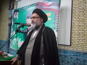 اگر حاج قاسم بر زمین افتاد اما به برکت خونش هزاران قاسم می روید