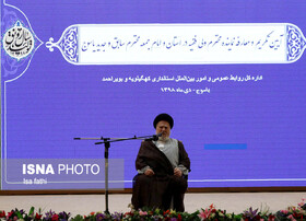 در انتخابات و انتخاب‌مان باید خدا را در نظر بگیریم