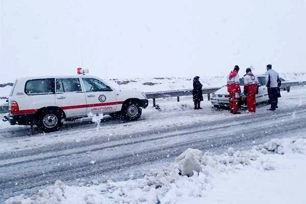 امدادرسانی به بیش از ۲۵۸خودرو گرفتار در برف از سوی کهگیلویه و بویراحمد