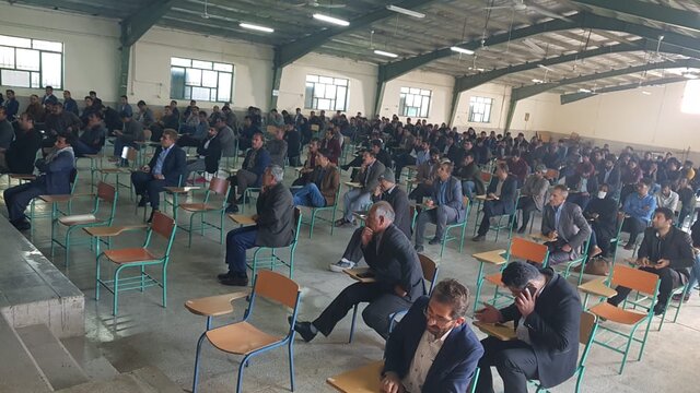آزمون مکاتبه ای دهیاران شهرستان‌های کهگیلویه، چرام و لنده در دهدشت برگزار شد