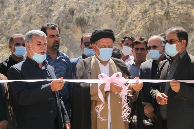 کلنگ زنی و بهره برداری ۱۰ پروژه در شهرستان بهمئی کلنگ زنی و بهره برداری ۱۰ پروژه در شهرستان بهمئی