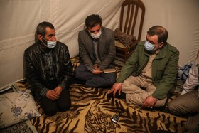 دیدار دبیر مجمع تشخیص مصلحت نظام با زلزله زدگان سی سخت
