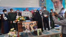 کتاب مرد قانون شهید رستم پور در شهرستان لنده رونمایی شد