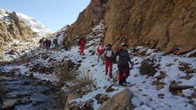 نجات جان ۷ کوهنورد شیرازی گرفتار در ارتفاعات دنا