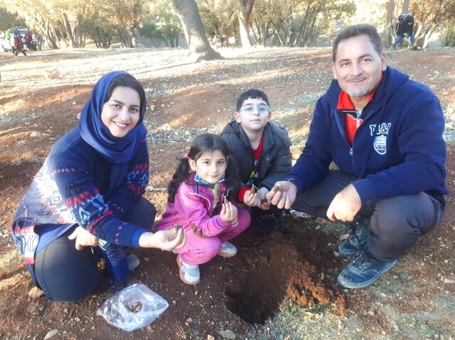 احیای ۱۰ هکتار از جنگلهای شهرستان بویراحمد با مشارکت گروه کوهنوردی «چهارفصل»