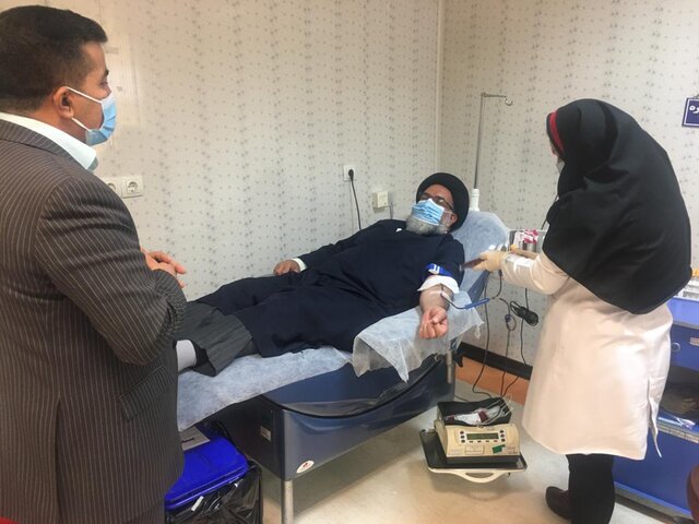 مردم در کار خیر و خداپسندانه اهدای خون مشارکت کنند