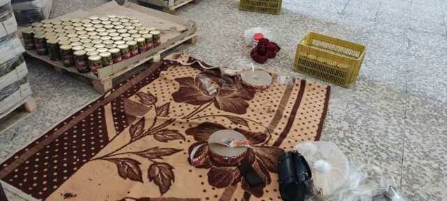 پلمب کارخانه ای با ۴۰ هزار شیشه خیارشور با علامت جعلی استاندارد در یاسوج