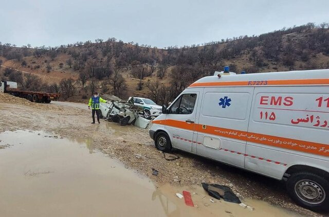 برخورد منجر به فوت تریلر با وانت پیکان + عکس
