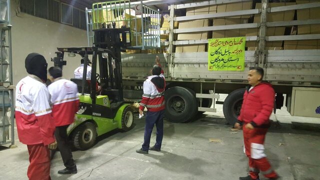  ارسال اولین محموله کمک‌های مردمی هلال احمرکهگیلویه و بویراحمد به مناطق سیل‌زده جنوب