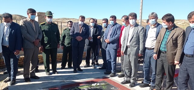 تجدید بیعت فرماندار کهگیلویه با شهدا در اولین روز کاری