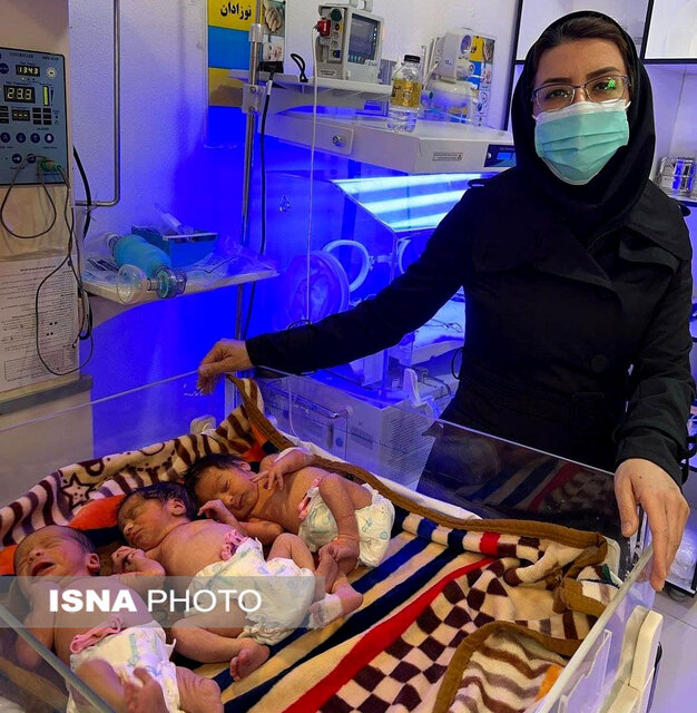 دکتر بخشایی بالای سر نوزادان سه قلو تولد نوزادان سه قلو در بیمارستان بی بی حکیمه گچساران + عکس