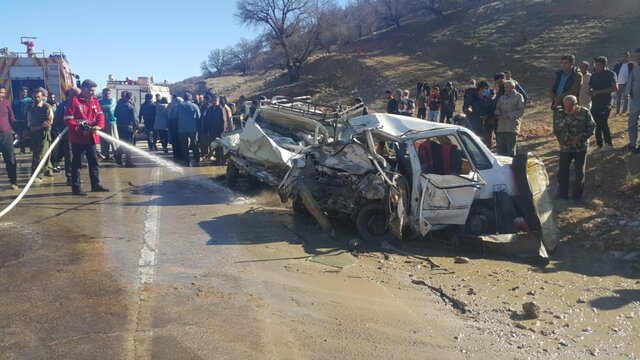 برخورد مرگبار پراید با وانت پیکان در محور یاسوج_ اصفهان