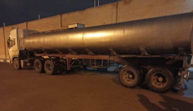 توقیف یک دستگاه تریلر حامل مشروبات الکلی خارجی قاچاق در یاسوج