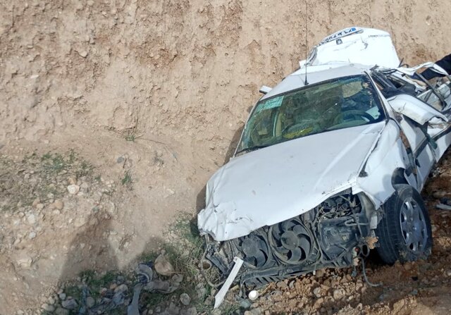 ۸ مصدوم در پی واژگونی دومین خودروی حامل اتباع افغانستانی در محور یاسوج_ اصفهان طی یک هفته