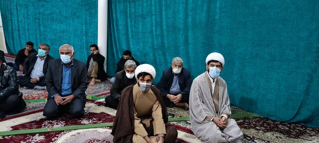 مساجد از حالت نمازخانهای خارج شوند و به امورات مردم بپردازند