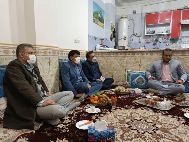 خانوادههای شهدا میراثداران انقلاب اسلامی هستند