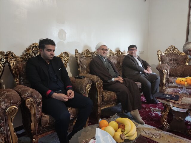 ضرورت تبیین آرمانهای شهدای برای نسل جوان