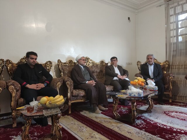 ضرورت تبیین آرمانهای شهدای برای نسل جوان