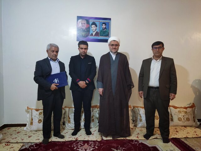 ضرورت تبیین آرمانهای شهدای برای نسل جوان