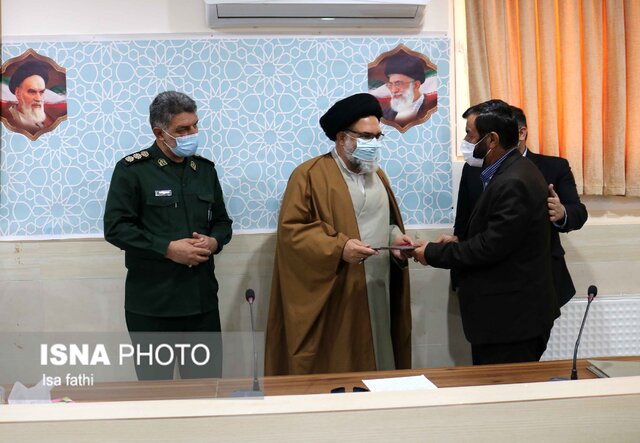 تجلیل از خبرنگار ایسنا کهگیلویه و بویراحمد به عنوان فعال حوزه ایثار و شهادت