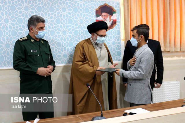 تجلیل از خبرنگار ایسنا کهگیلویه و بویراحمد به عنوان فعال حوزه ایثار و شهادت