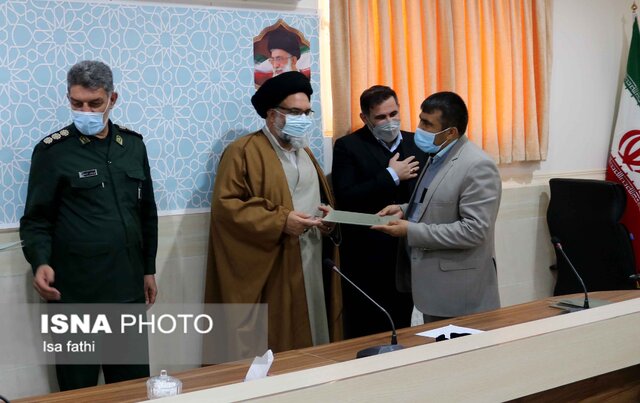 تجلیل از خبرنگار ایسنا کهگیلویه و بویراحمد به عنوان فعال حوزه ایثار و شهادت