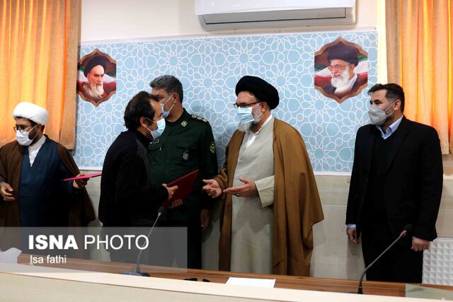 تجلیل از خبرنگار ایسنا کهگیلویه و بویراحمد به عنوان فعال حوزه ایثار و شهادت