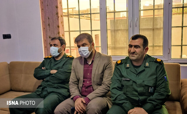 دیدار فرمانده سپاه فتح کهگیلویه وبویراحمد از خانواده «سردار شهید نیکمحمدی» در دهدشت