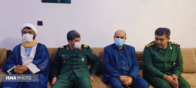 دیدار فرمانده سپاه فتح کهگیلویه وبویراحمد از خانواده «سردار شهید نیکمحمدی» در دهدشت