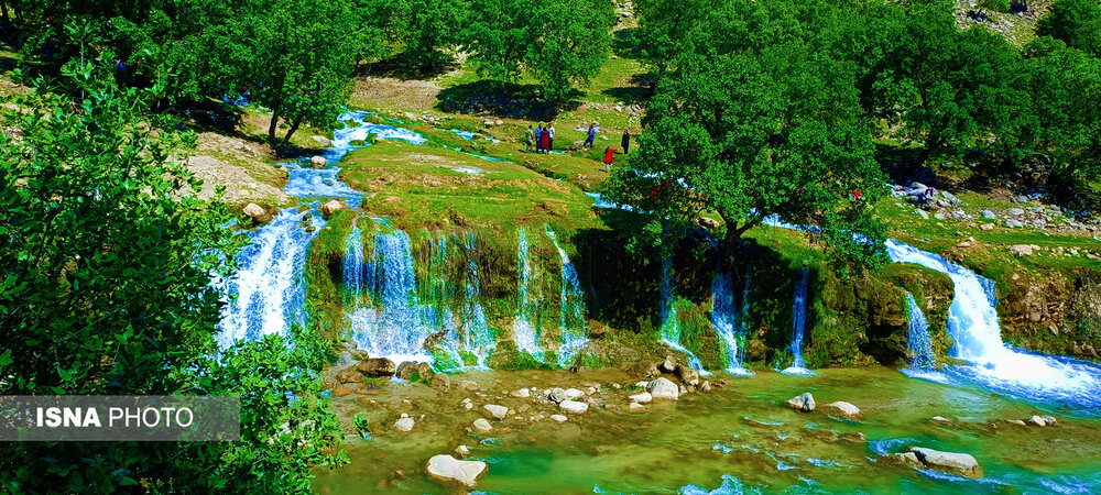 آبشاری زیبا و دیدنی در کهگیلویه که چشم‌ها را خیره می‌کند + تصاویر