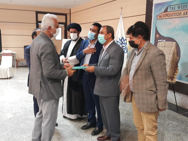 معرفی چهره برتر هنری سال کهگیلویه و بویراحمد با رای هیات داوران