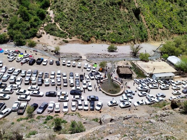 منطقه گردشگری کوهگل سی سخت مملو از گردشگران تعطیلات عید فطر