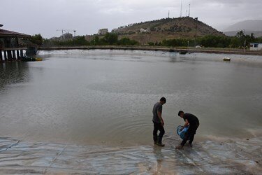 توضیحات محیط زیست کهگیلویه و بویراحمد در خصوص مرگ هزاران ماهی در یاسوج