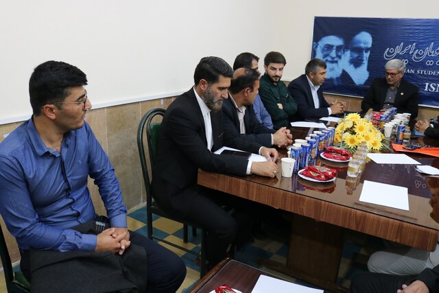 بازدید مسئولان روابط عمومیهای آموزش و پرورش کهگیلویه و بویراحمد از خبرگزاری ایسنا