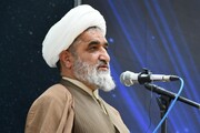 امام جمعه موقت یاسوج:حضور فرماندهان در خط مقدم ویژگی‌ اصلی انقلاب اسلامی است