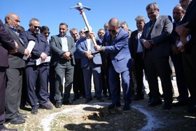 کلنگ‌زنی نیروگاه خورشیدی ۲۵ مگاواتی در دهدشت