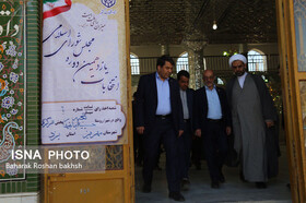 استاندار یزد از مرکز بزرگترین حوزه انتخابیه کشور بازدید کرد