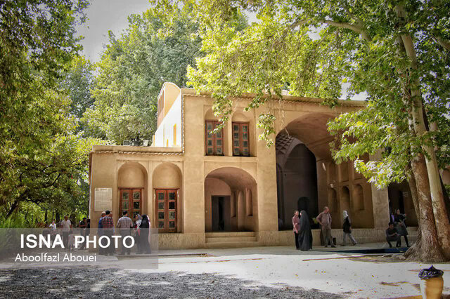 اماکن گردشگری مهریز رایگان می‌شود