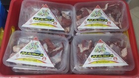 توزیع ۱۰۰۰ بسته گوشت بین نیازمندان یزد در طرح «هر مسجد، یک قربانی»
