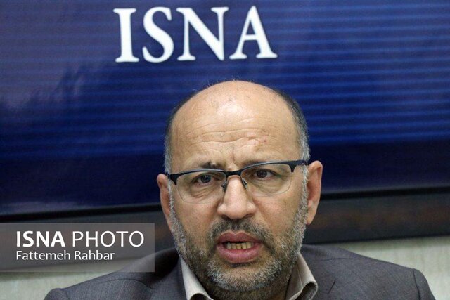 میراث فرهنگی یزد در احیای حرفه مقنی‌گری پیش‌قدم شود