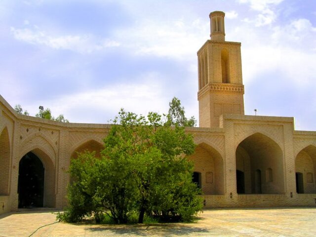 مجموعه رباط ابوالقاسم رشتی عقدا جهانی می‌شود 