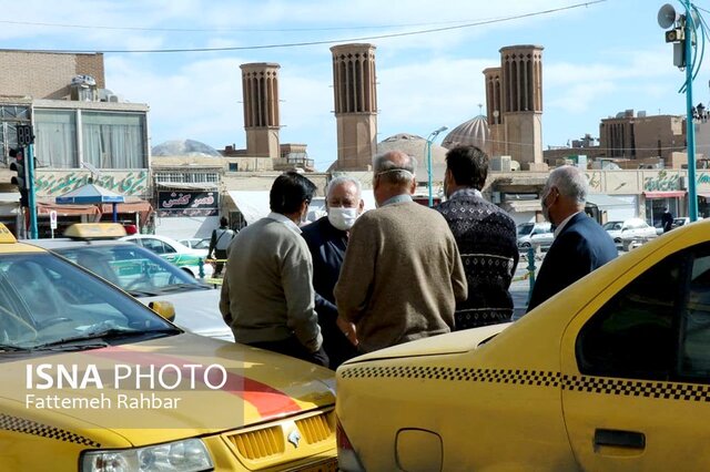 ماسک بخشی از پوشش یزدی‌ها