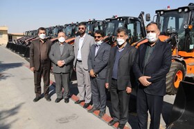ماشین آلات عمرانی شهرداری‌های استان یزد تحویل شد 