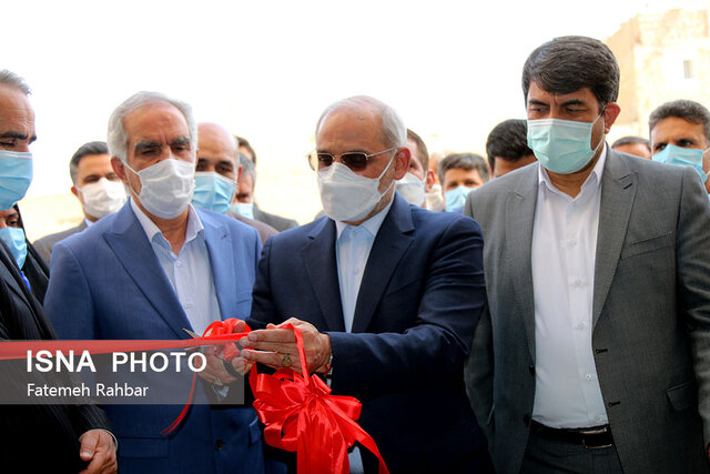 افتتاح همزمان ۲۷ طرح آموزشی استان یزد با حضور وزیر افتتاح همزمان ۲۷ طرح آموزشی استان یزد با حضور وزیر