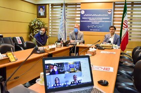 نخستین نشست بین‌المللی اندیشه‌های آبی در یزد برگزار شد