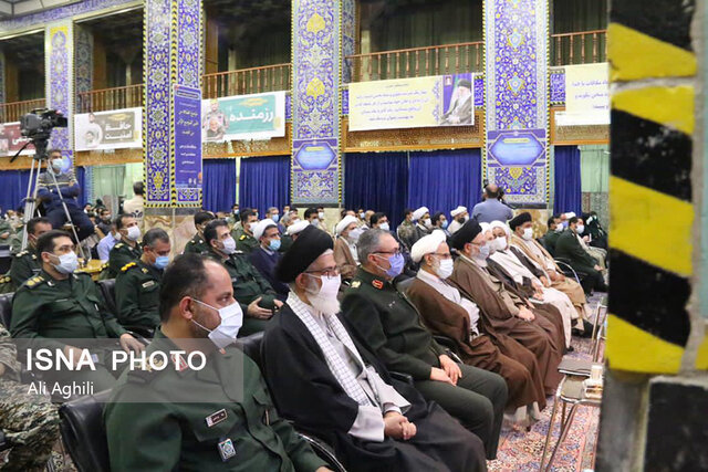 بسیج و بسیجی تربیت شده کارخانه انسانسازی نماز هستند