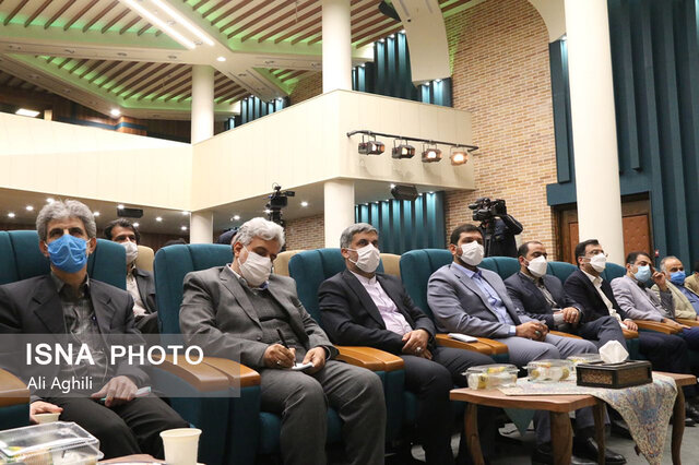 اولین نشست هم اندیشی استاندار یزد با اصحاب رسانه