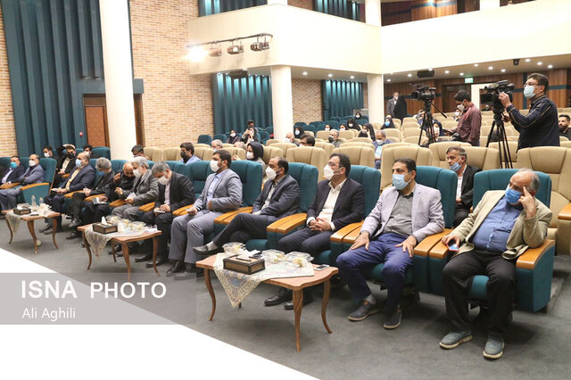 اولین نشست هم اندیشی استاندار یزد با اصحاب رسانه