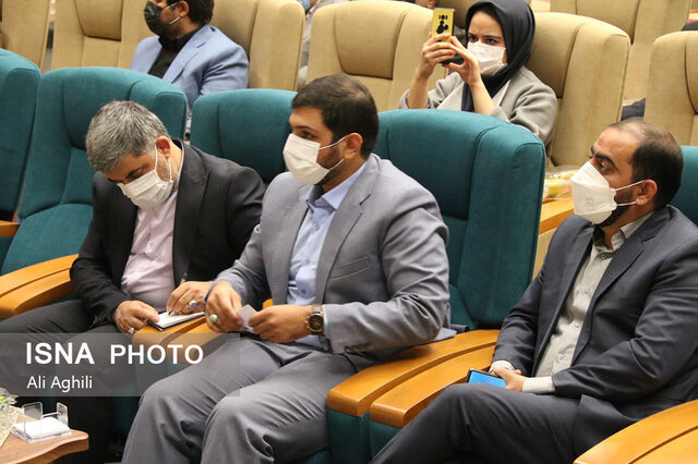 اولین نشست هم اندیشی استاندار یزد با اصحاب رسانه